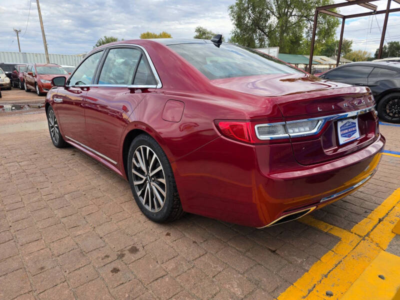 2019 Lincoln Continental Select