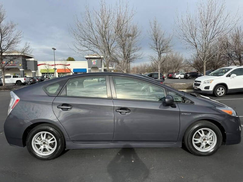 2011 Toyota Prius Two