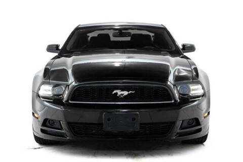 2014 Ford Mustang V6