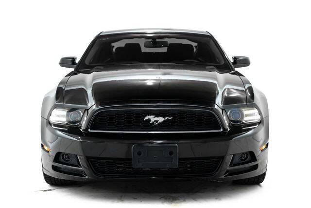 2014 Ford Mustang V6