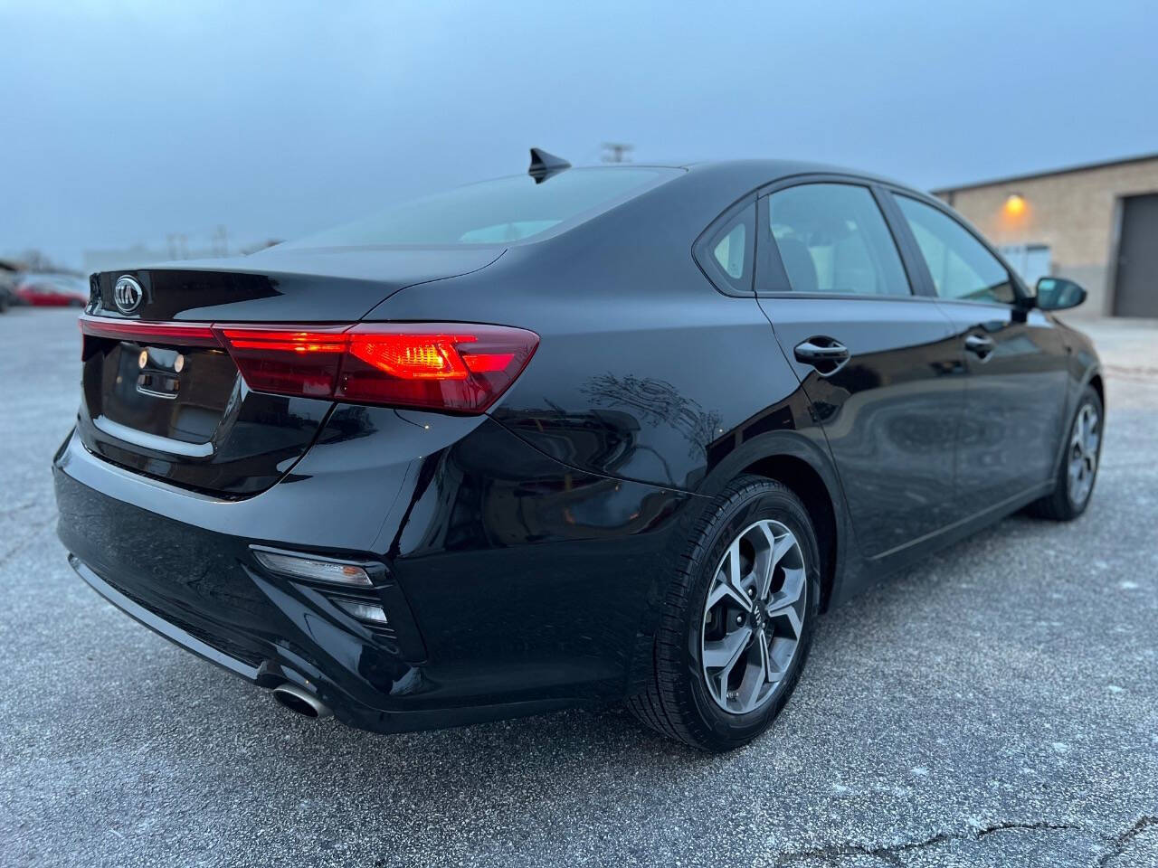 2019 Kia Forte for sale at Ideal Cars LLC in Skokie, IL