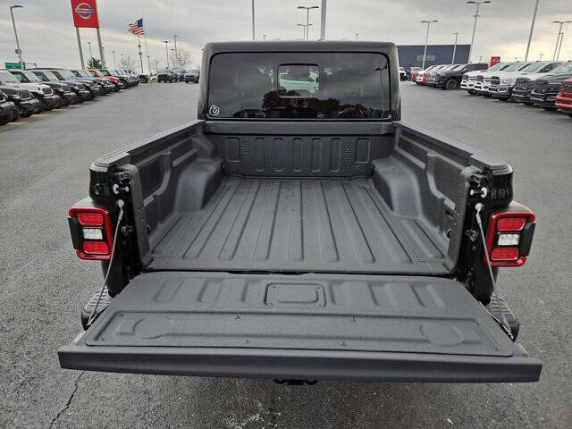 2026 Jeep Gladiator Mojave X