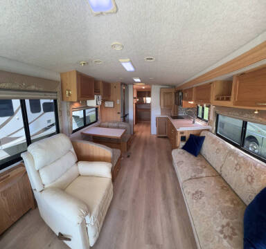 2001 Winnebago Journey 36L