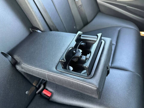 2018 BMW 3 Series 320i xDrive