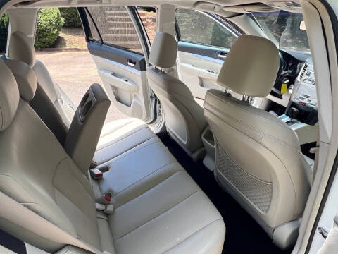 2011 Subaru Outback 2.5i Limited