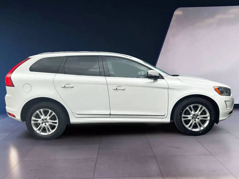 2015 Volvo XC60 T5 Drive-E Premier