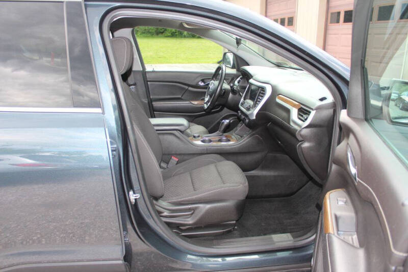 2019 GMC Acadia SLE-2