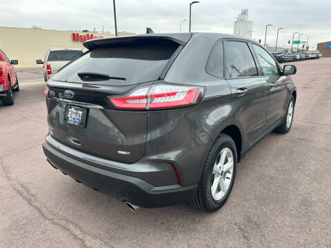 2020 Ford Edge SE