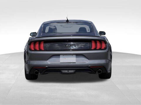 2021 Ford Mustang EcoBoost