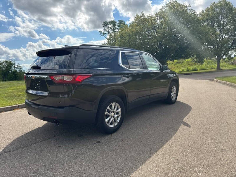 2021 Chevrolet Traverse LT Leather