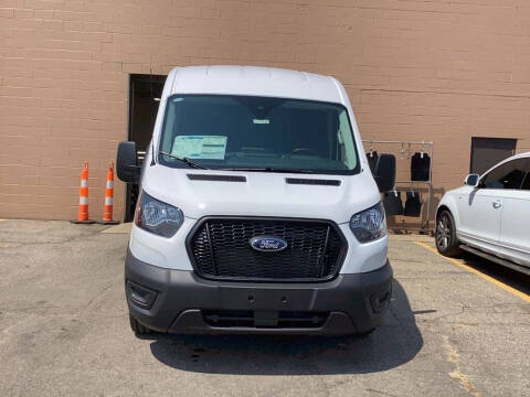 2025 Ford Transit 250