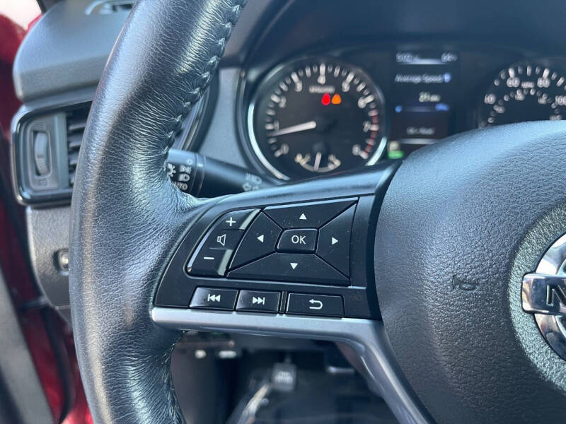 2017 Nissan Rogue SV