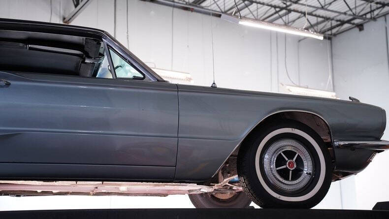 1966 Ford Thunderbird