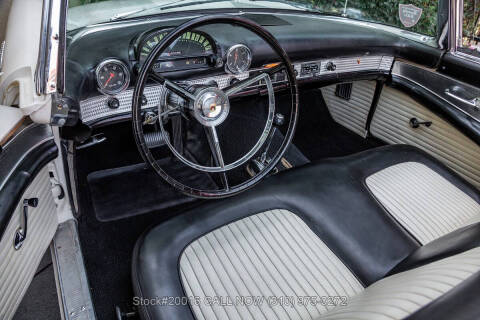 1956 Ford Thunderbird
