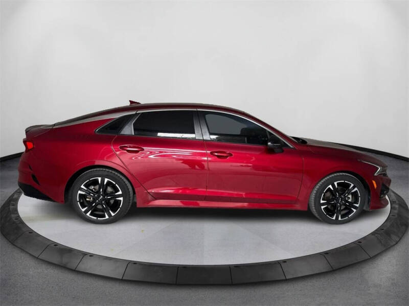 2022 Kia K5