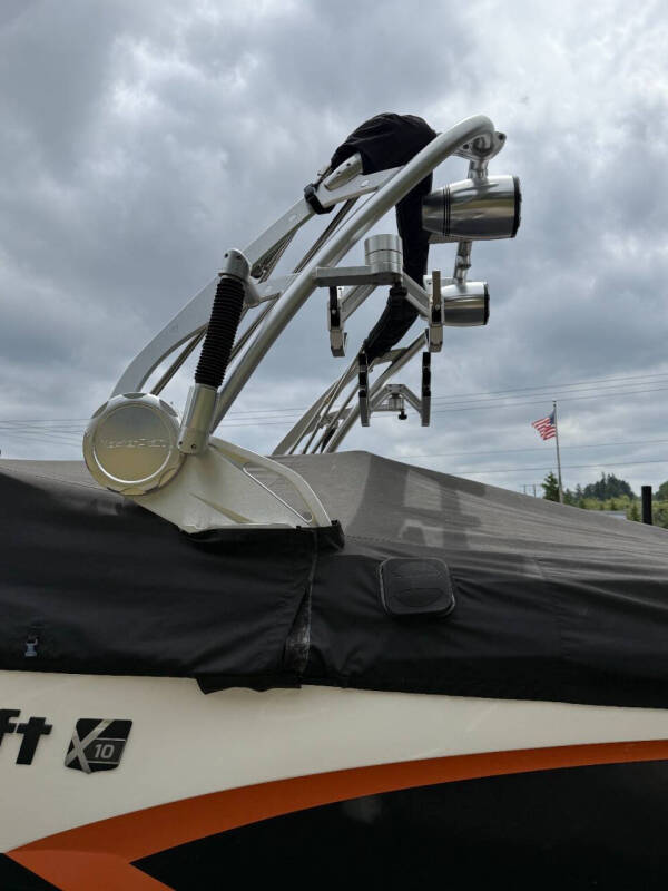 2014 MasterCraft X10