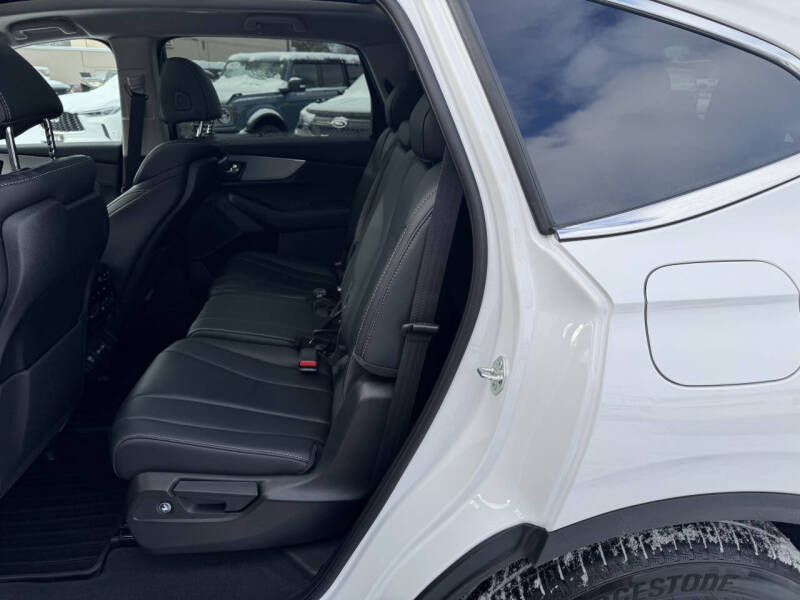 2024 Acura MDX SH-AWD w/Tech