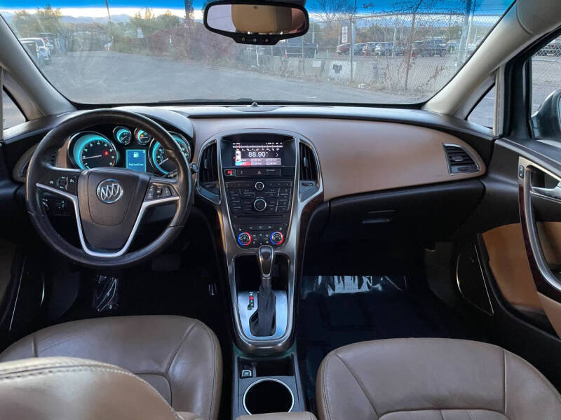 2012 Buick Verano Leather Group