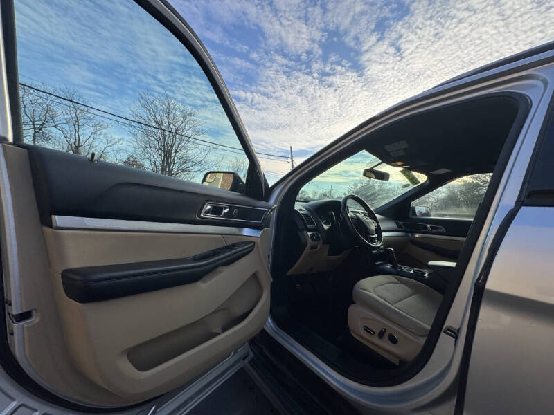 2017 Ford Explorer XLT