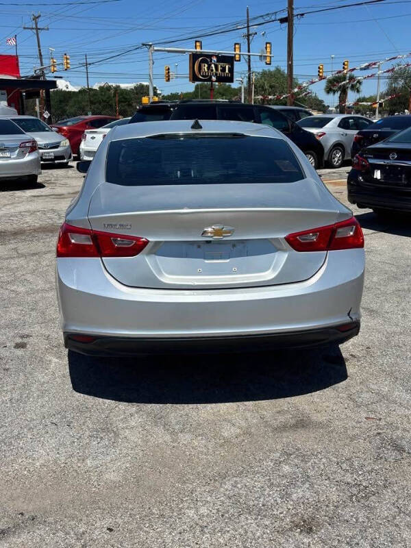 2017 Chevrolet Malibu LS
