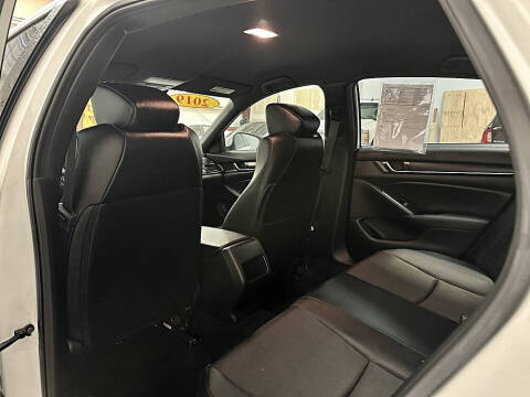 2019 Honda Accord Sport