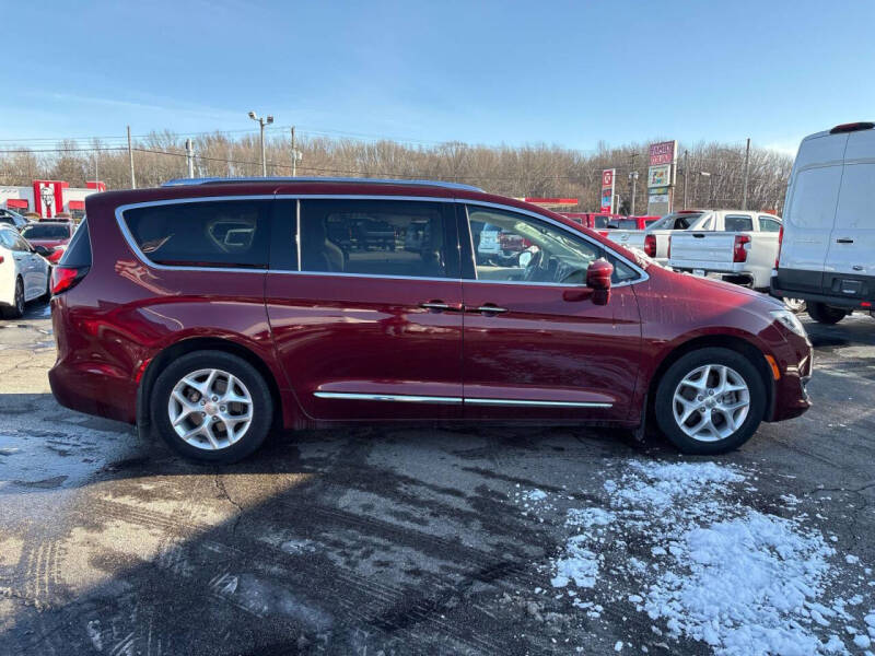 2018 Chrysler Pacifica Touring L