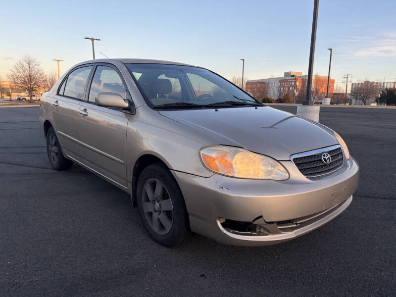 2005 Toyota Corolla LE
