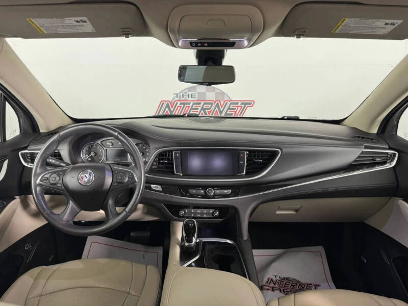 2020 Buick Enclave Essence