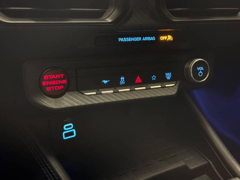 2024 Ford Mustang Dark Horse