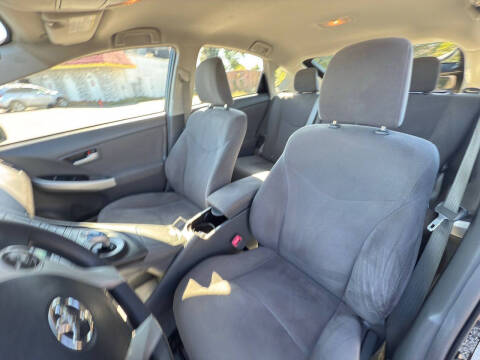 2011 Toyota Prius Five