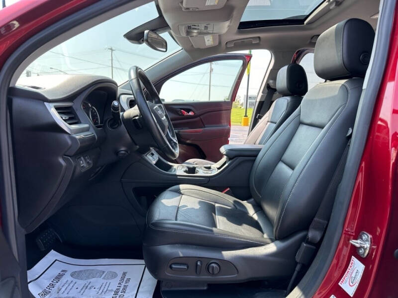 2021 GMC Acadia SLT