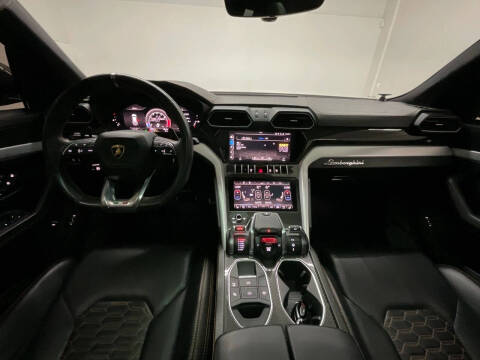2021 Lamborghini Urus