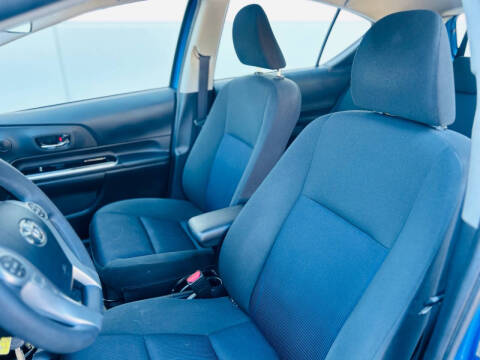 2017 Toyota Prius c
