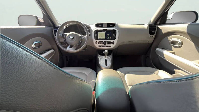 2016 Kia Soul EV +
