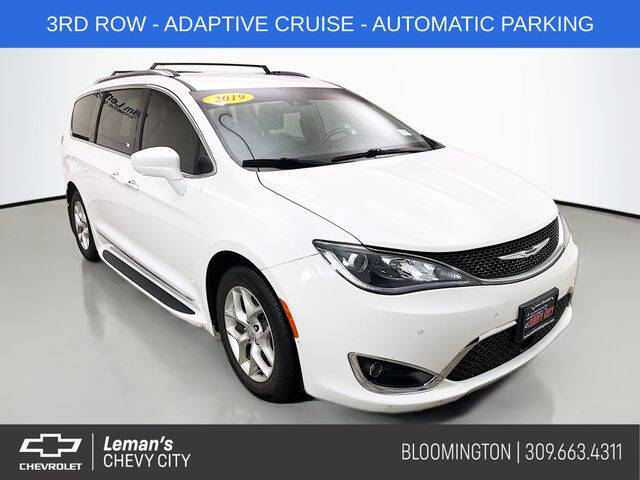 2019 Chrysler Pacifica Touring L Plus's photo