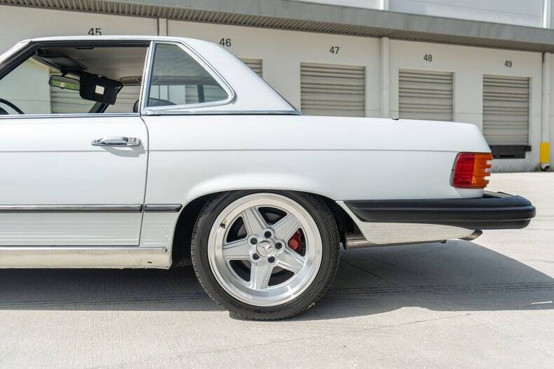 1977 Mercedes-Benz 450-Class