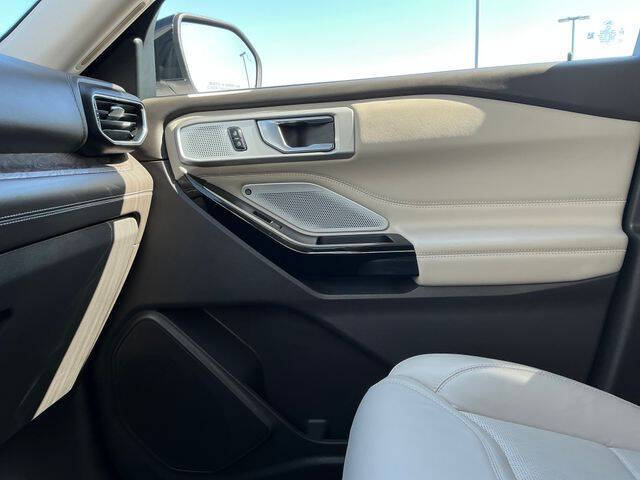 2021 Ford Explorer Platinum