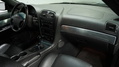 2002 Ford Thunderbird Deluxe