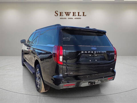 2025 Ford Expedition MAX Active