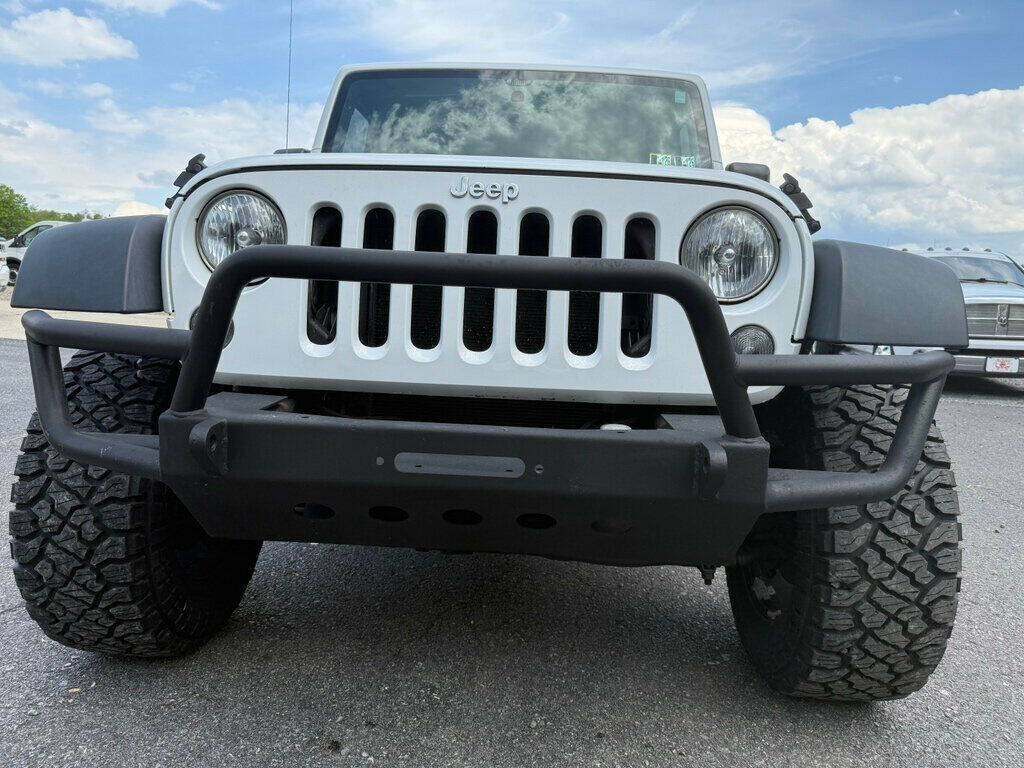 2015 Jeep Wrangler Unlimited 16