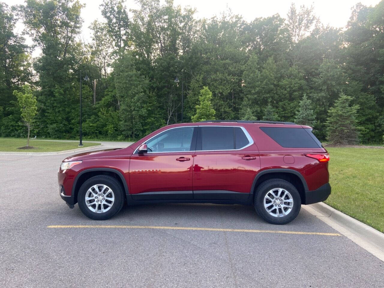 2019 Chevrolet Traverse for sale at ZAKS AUTO INC in Detroit, MI