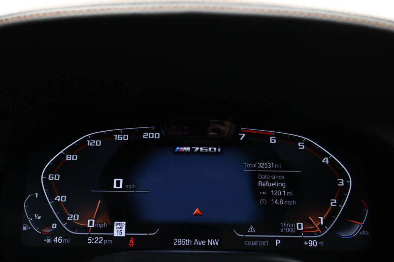 2022 BMW 7 Series M760i xDrive