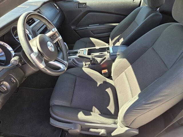 2014 Ford Mustang V6