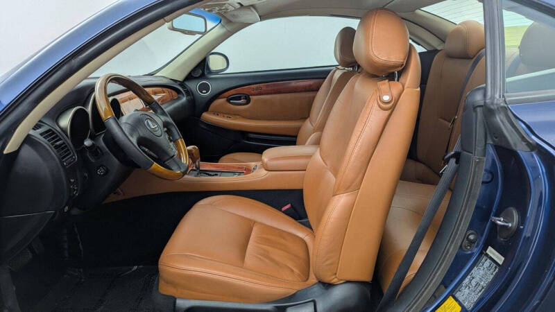 2002 Lexus SC 430