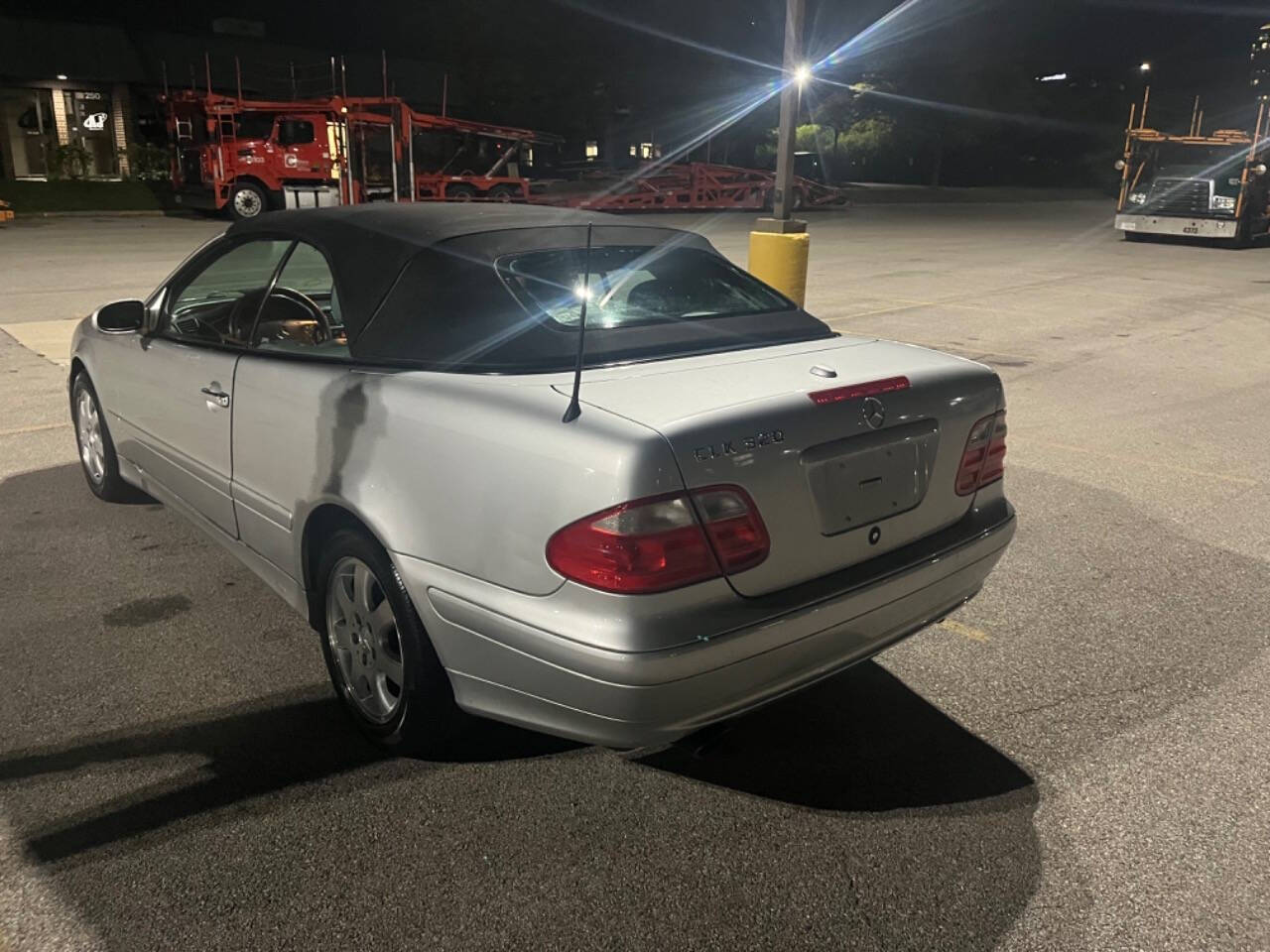 2000 Mercedes-Benz CLK for sale at Villa Park Cars in Oakbrook Terrace , IL