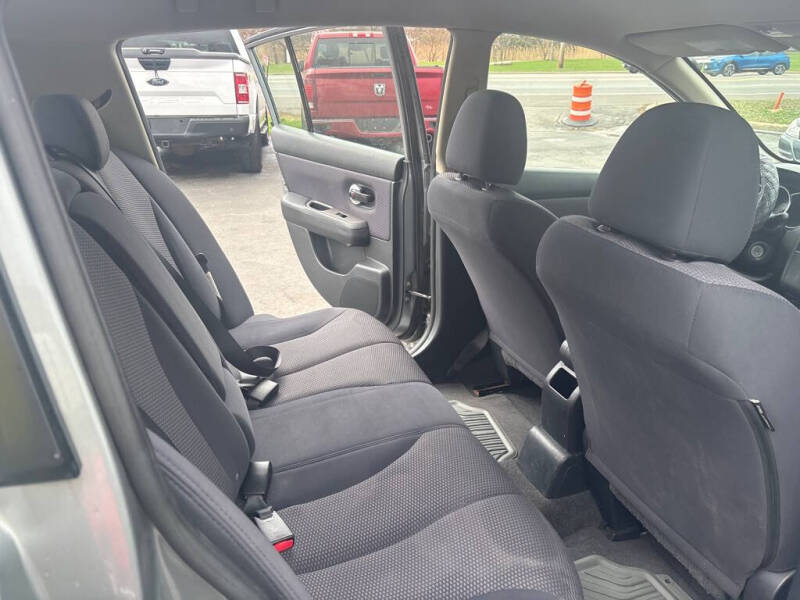 2009 Nissan Versa 1.8 S