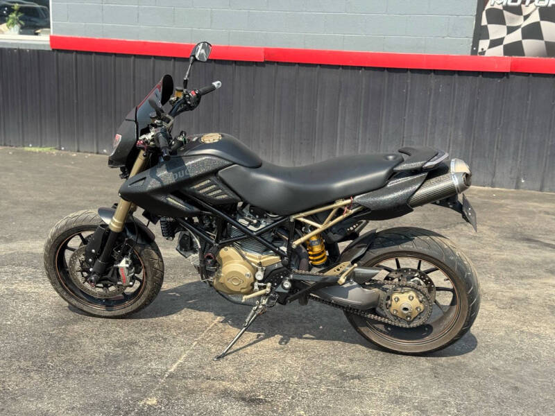 2008 Ducati Hypermotard 1100CC