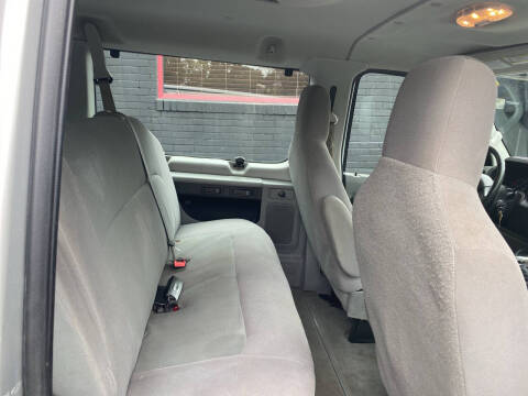 2011 Ford E-Series E-350 SD XL