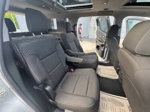 2017 GMC Acadia SLE-2