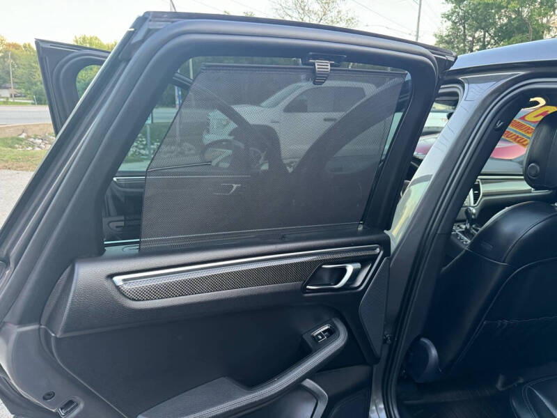 2015 Porsche Macan S